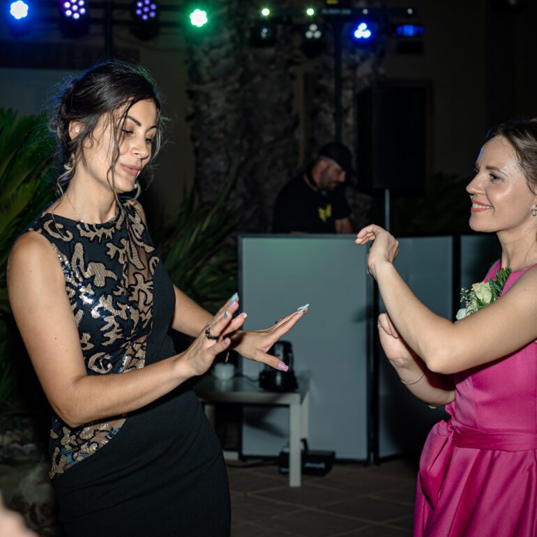 BODA PARTY DE NOCHE ALEXANDRA Y FLORIN EN Restaurante Tío Simón EN Calahorra LA RIOJA ESPAÑA