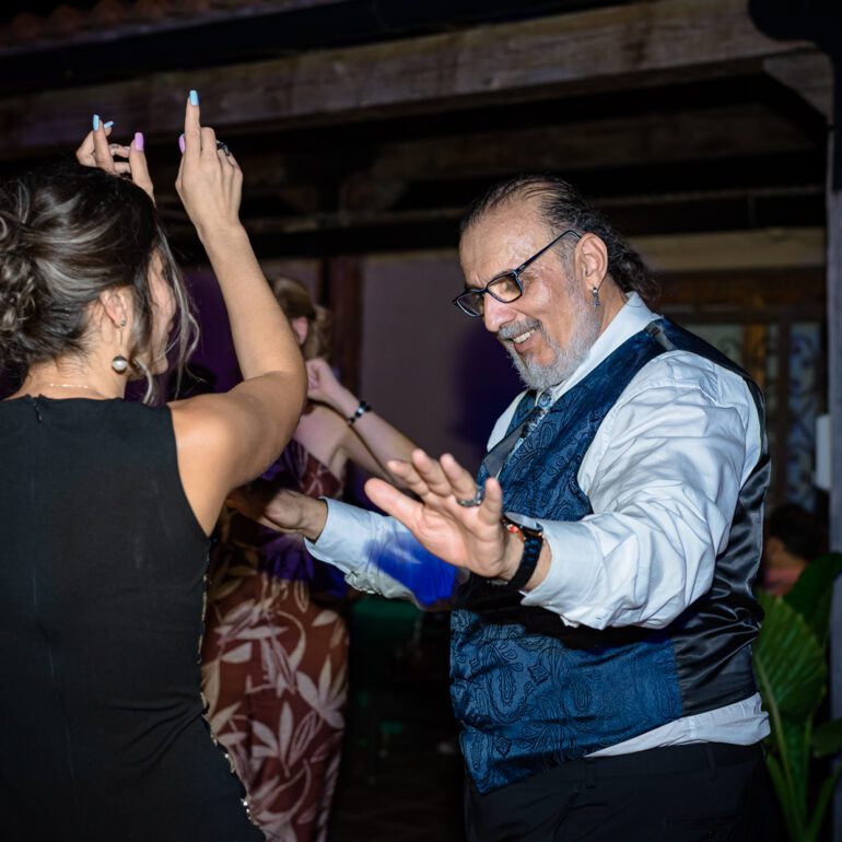 BODA PARTY DE NOCHE ALEXANDRA Y FLORIN EN Restaurante Tío Simón EN Calahorra LA RIOJA ESPAÑA