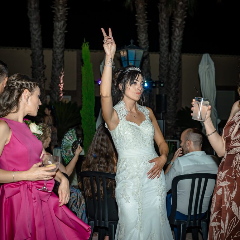 BODA PARTY DE NOCHE ALEXANDRA Y FLORIN EN Restaurante Tío Simón EN Calahorra LA RIOJA ESPAÑA