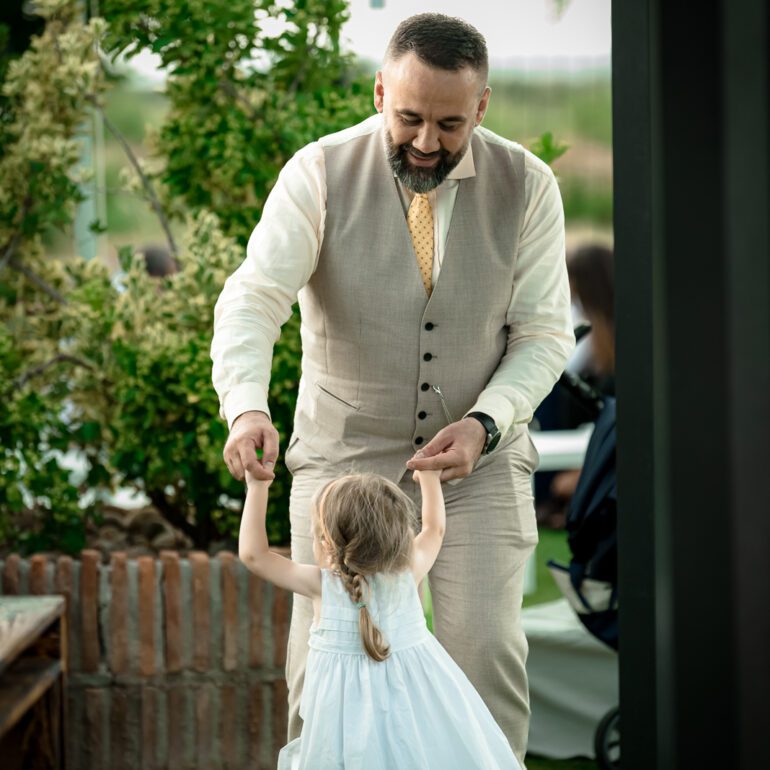 CEREMONIA CIVIL BODA ALEXANDRA Y FLORIN EN Restaurante Tío Simón EN Calahorra LA RIOJA ESPAÑA