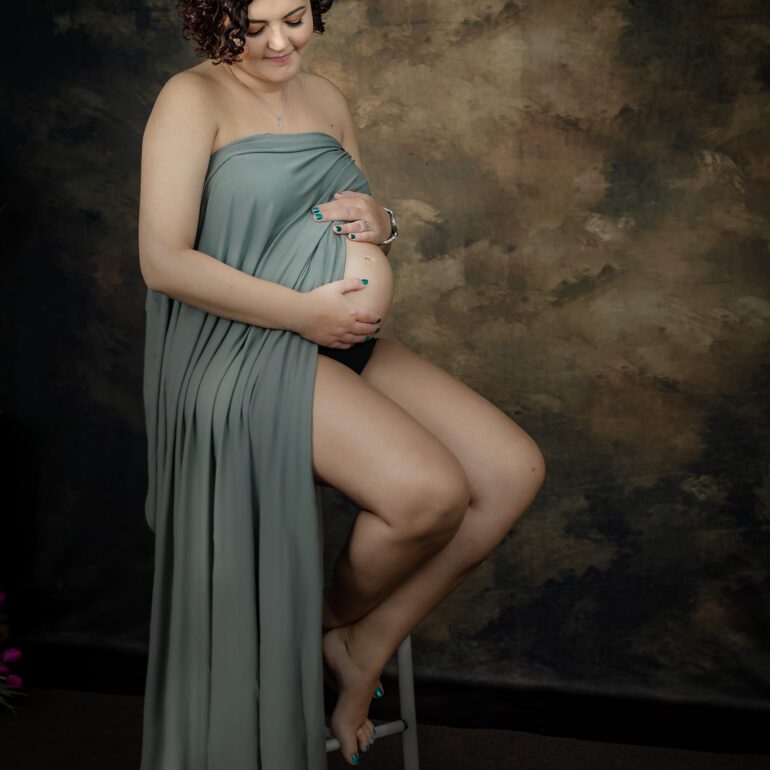 FOTOGRAFÍA DE EMBARAZO PREMAMÁ CON IOANA Y ANDREI IUSAN FOTÓGRAFO DE EMBARAZO PREMAMÁ EN LOGROÑO LARDERO LA RIOJA Y ESPAÑA