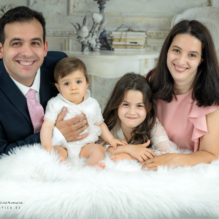 FOTOGRAFÍA DE RETRATO COMUNIÓN FOTOGRAFÍA PROFESIONAL DE COMUNIÓN EN LARDERO LOGROÑO LA RIOJA ESPAÑA