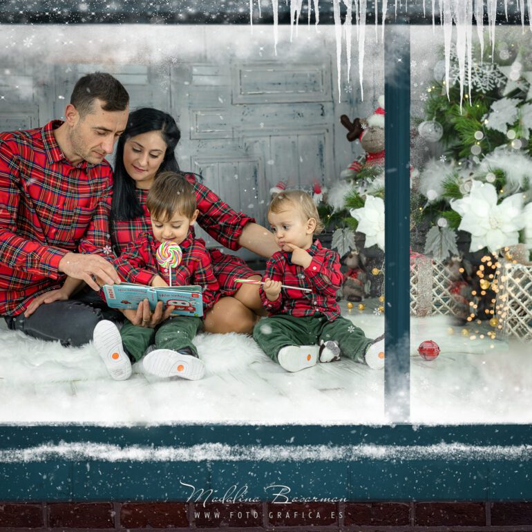 FOTOGRAFÍA NAVIDEÑA CON FAMILIAS FOTOGRAFÍA DE NAVIDAD EN LOGROÑO LARDERO LA RIOJA Y ESPAÑA