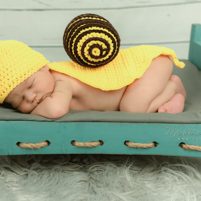 FOTOGRAFÍA NEWBORN MIGUEL FOTOGRAFÍA DE RECIÉN NACIDOS EN LOGROÑO LARDERO LA RIOJA Y ESPAÑA