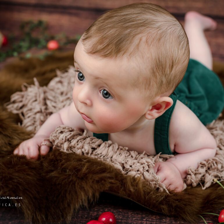 MATIAS MI PRIMER AÑITO SEGUIMIENTO ANUAL MES A MES DE RECIÉN NACIDOS Y EMBARAZADAS FOTOGRAFÍA SEGUIMIENTO NEWBORN Y MATERNIDAD EN LOGROÑO LARDERO LA RIOJA Y ESPAÑA