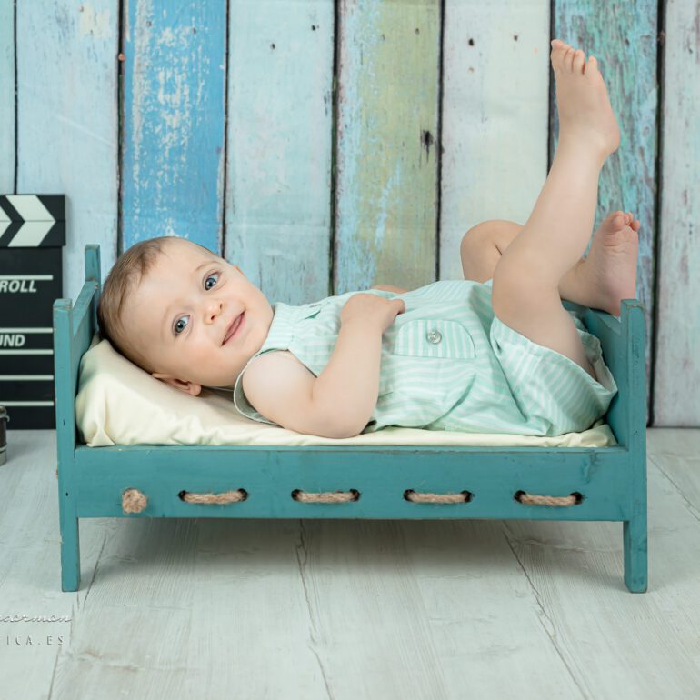 MATIAS MI PRIMER AÑITO SEGUIMIENTO ANUAL MES A MES DE RECIÉN NACIDOS Y EMBARAZADAS FOTOGRAFÍA SEGUIMIENTO NEWBORN Y MATERNIDAD EN LOGROÑO LARDERO LA RIOJA Y ESPAÑA