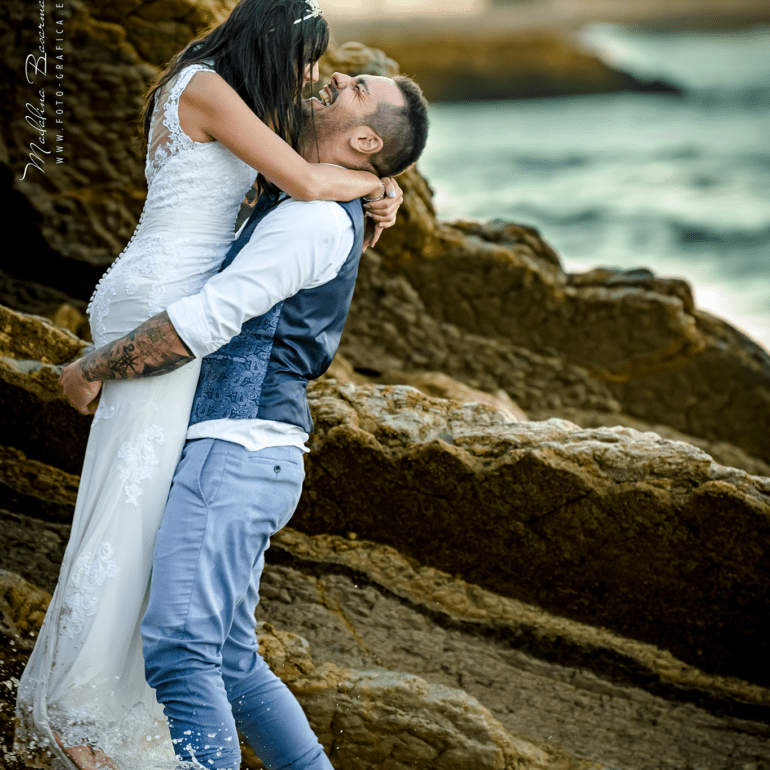 SESIÓN ARTÍSTICA DE FOTOS POSTBODA CON ALEXANDRA Y FLORIN FOTÓGRAFOS PROFESIONALES DE BODAS EN LOGROÑO LARDERO LA RIOJA Y ESPAÑA