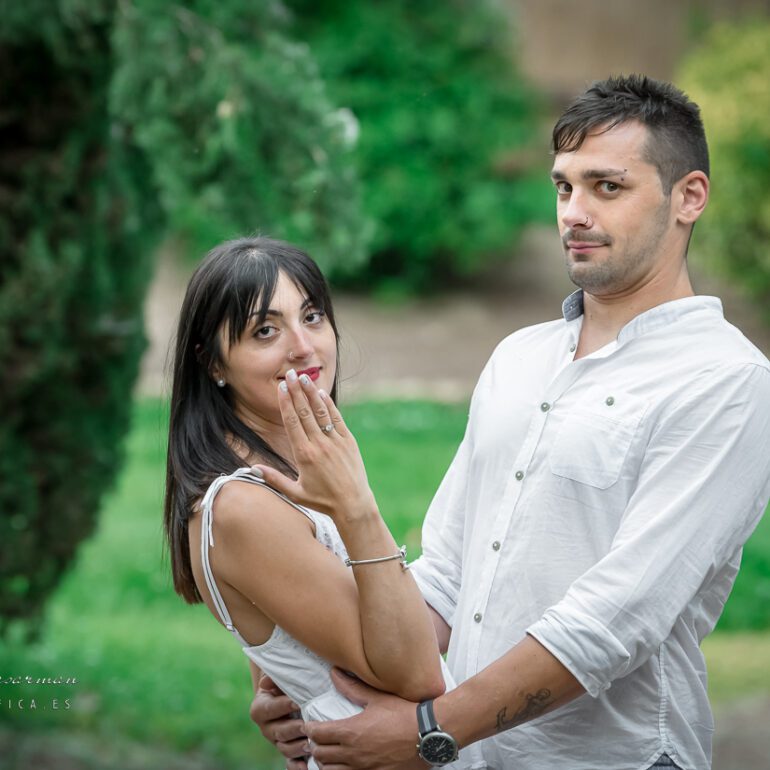 SESIÓN ARTÍSTICA DE FOTOS PREBODA CON ALEXANDRA Y FLORIN FOTÓGRAFOS PROFESIONALES DE BODAS EN LOGROÑO LARDERO LA RIOJA Y ESPAÑA
