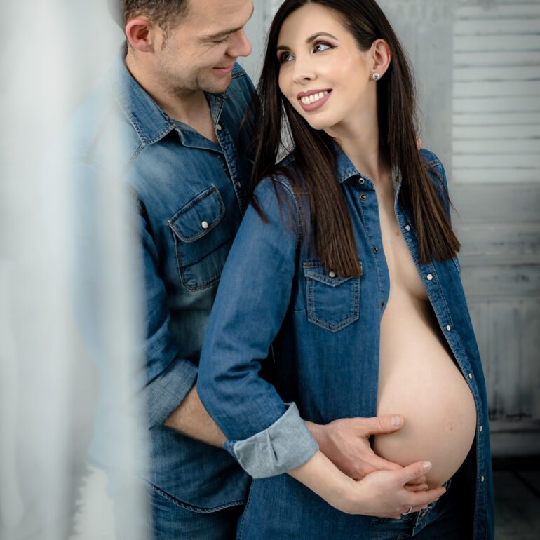 SESIÓN DE FOTOS DE PREMAMÁ CON TEODORA Y PAUL FOTOGRAFÍA DE EMBARAZO EN LOGROÑO LARDERO LA RIOJA Y ESPAÑA