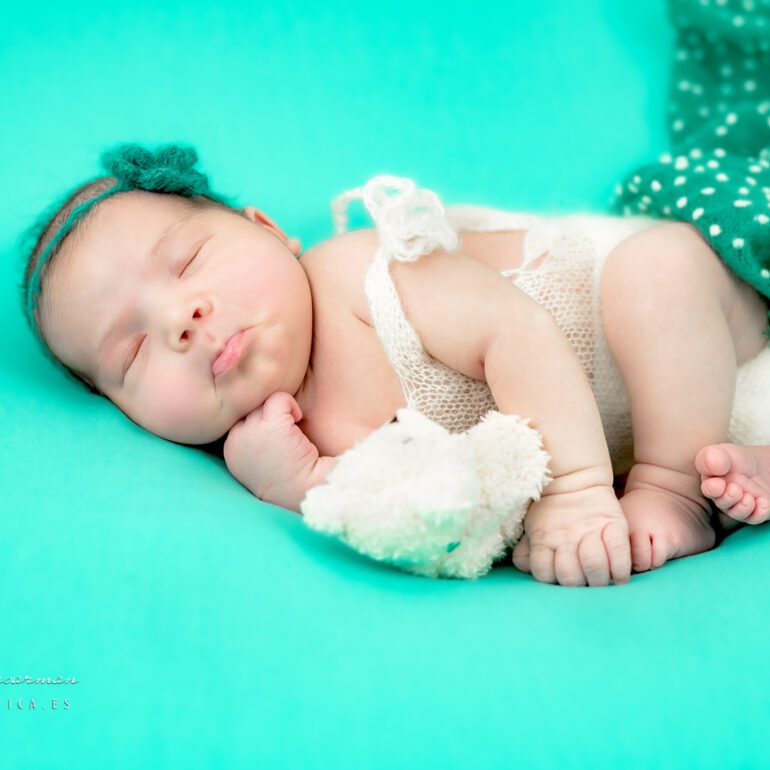 SESIÓN DE FOTOS DE RECIÉN NACIDOS CON ARIANNA DE BURGOS FOTOGRAFÍA NEWBORN EN LOGROÑO LARDERO LA RIOJA Y ESPAÑA
