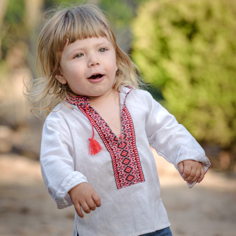 SESIÓN DE FOTOS INFANTIL EN EXTERIORES CON FAMILIA ARTIC FOTÓGRAFO PROFESIONAL PARA NIÑOS Y BEBES EN LOGROÑO LARDERO LA RIOJA Y ESPAÑA