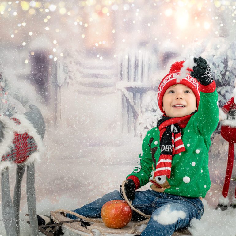 SESIÓN DE FOTOS NAVIDEÑAS CON LUCA ARTIC FOTOGRAFÍA DE NAVIDAD EN LOGROÑO LARDERO LA RIOJA Y ESPAÑA