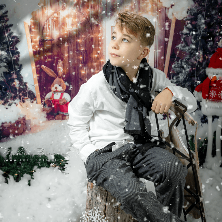 SESIÓN DE FOTOS NAVIDEÑAS CON LUCA FOTOGRAFÍA DE NAVIDAD EN LOGROÑO LARDERO LA RIOJA Y ESPAÑA