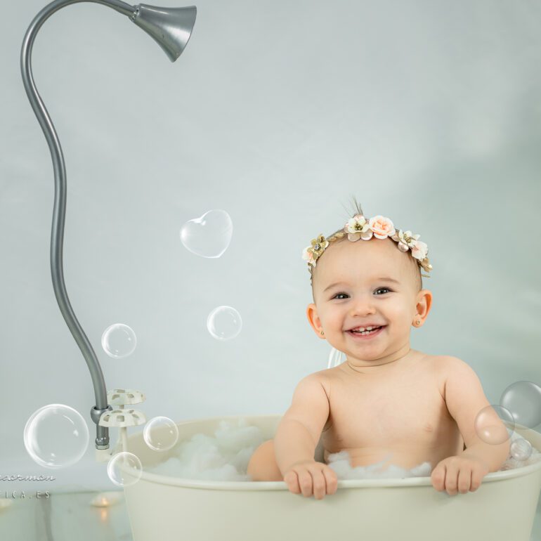 SESIÓN DE FOTOS SMASH THE CAKE FOTOGRAFÍA DE INFANTIL Y FOTOGRAFÍA NEWBORN EN LOGROÑO LARDERO LA RIOJA Y ESPAÑA