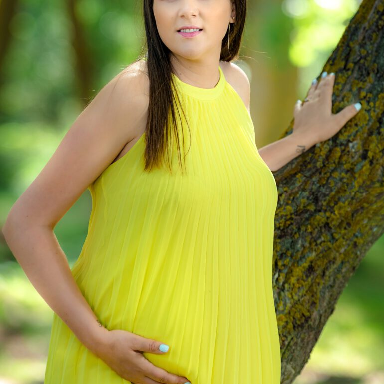 SESIÓN DE MATERNIDAD CON ANDREEA CRETU FOTOGRAFÍA DE EMBARAZO EN LOGROÑO LARDERO LA RIOJA Y ESPAÑA FOTOGRAFÍAS DE EMBARAZADAS