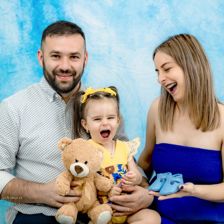 SESIÓN DE MATERNIDAD CON ANDREEA RADU Y ANTONIA FOTOGRAFÍA DE EMBARAZO EN LOGROÑO LARDERO LA RIOJA Y ESPAÑA FOTOGRAFÍAS DE EMBARAZADAS