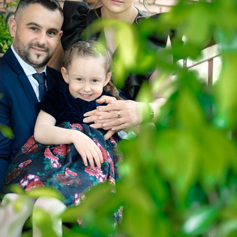 Sesión de foto en la iglesia con Eva Fotografía de Bautizo en La Rioja