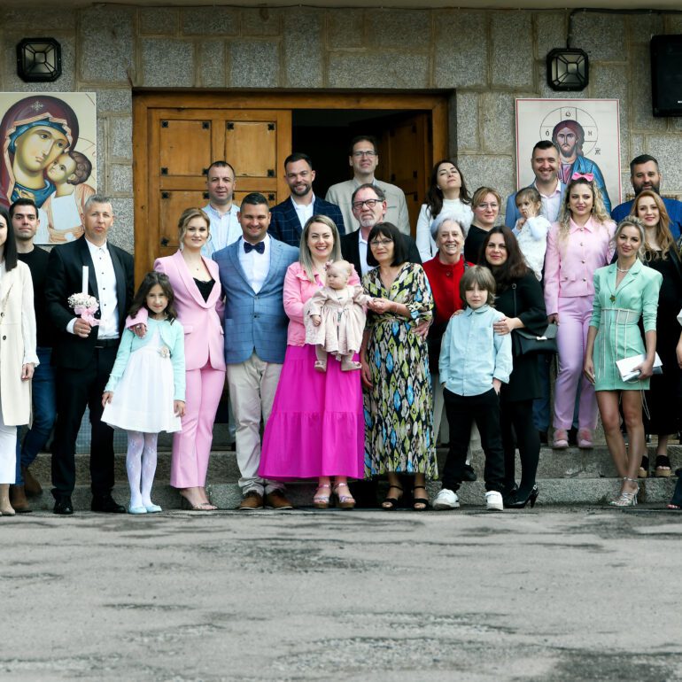 BAUTIZO ELISA Parroquia Descenso del Espíritu Santo de Logroño