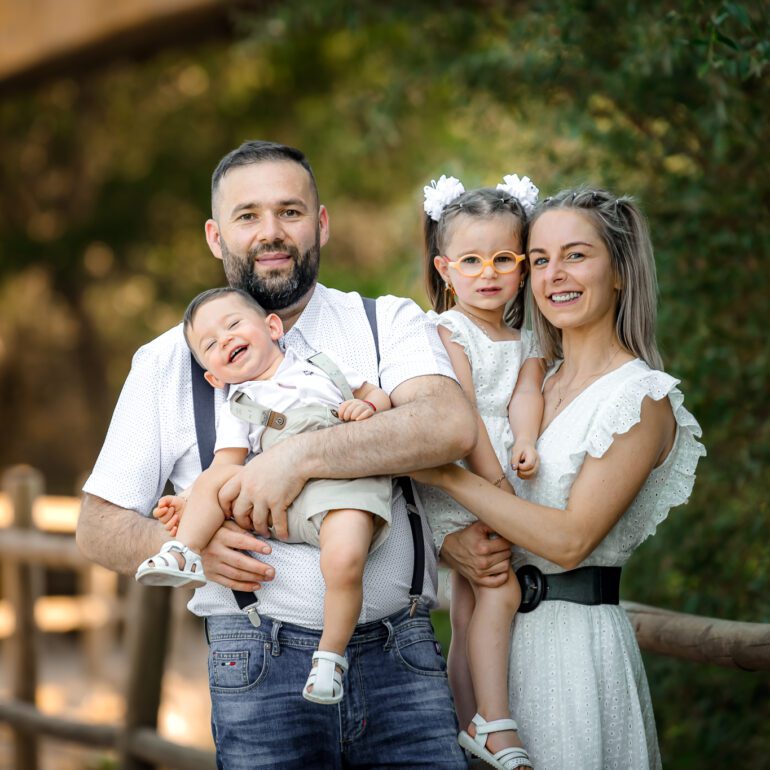 Fotografía Infantil LUCAS SMASH THE WATERMELON Sesión Smash The Cake en Naturaleza