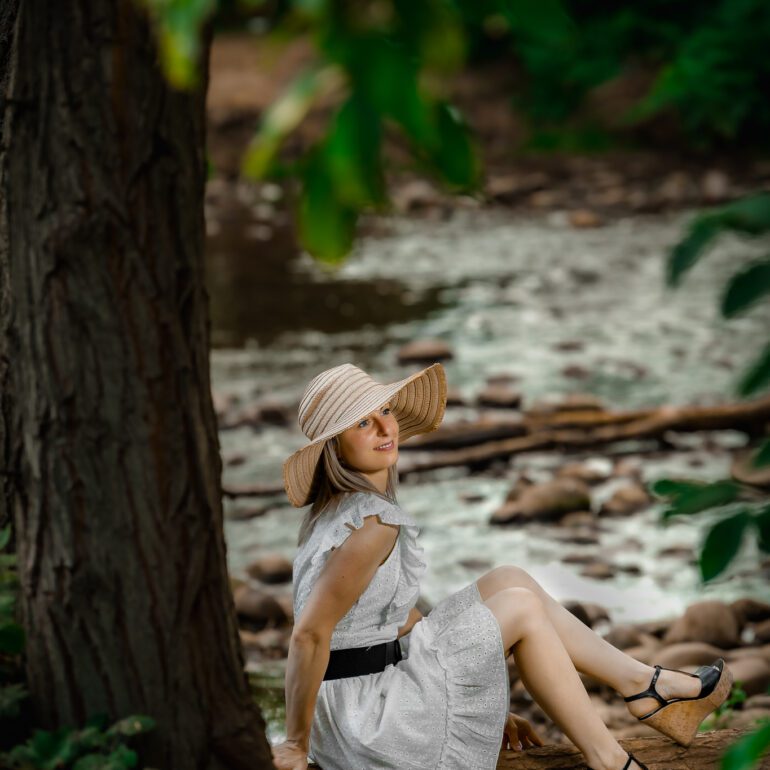 Fotografía Infantil LUCAS SMASH THE WATERMELON Sesión Smash The Cake en Naturaleza