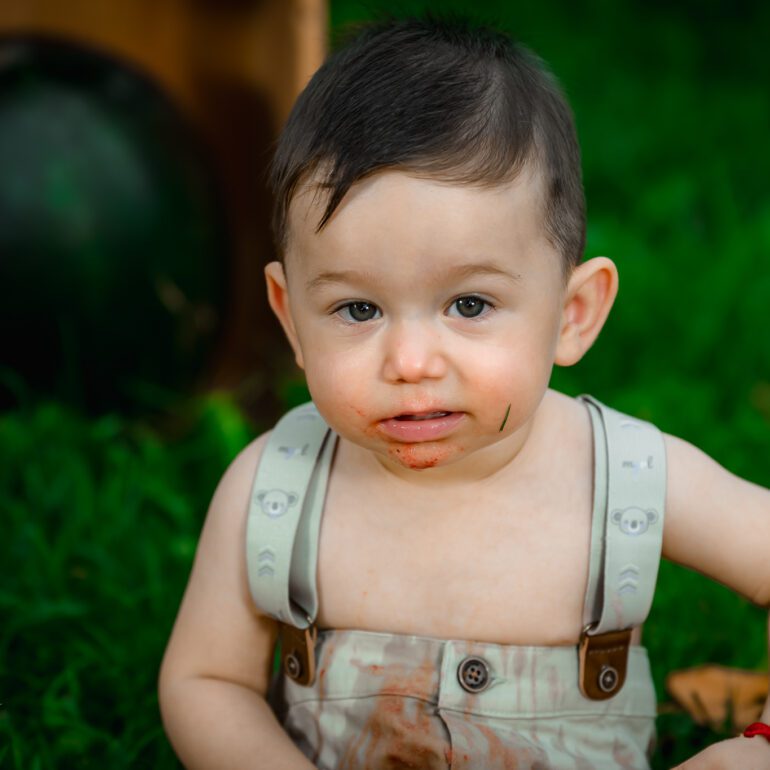LUCAS SMASH THE WATERMELON Sesión Smash The Cake en Naturaleza
