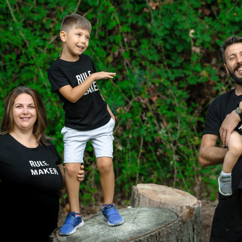 Luca & Matei Fotografía infantil AVENTURA DE VERANO