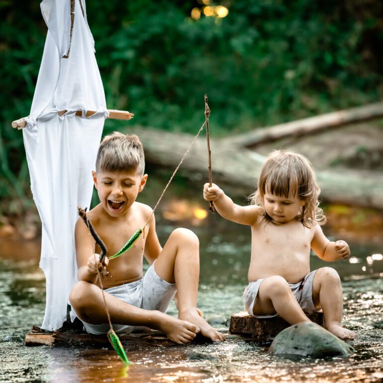 Luca & Matei Fotografía infantil AVENTURA DE VERANO