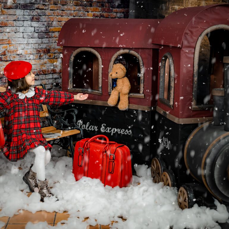 Ainhoa y Mateo Polar Express Estudio de Fotografía Madalina Basarman Logroño