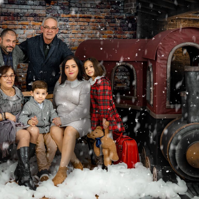 Ainhoa y Mateo Polar Express Estudio de Fotografía Madalina Basarman Logroño