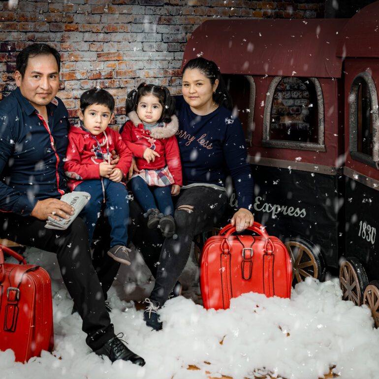 Sesion de Navidad Polar Express Estudio de Fotografía Madalina Basarman en Logroño