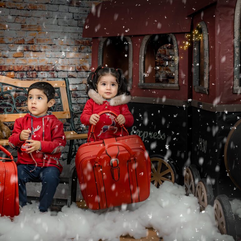 Sesion de Navidad Polar Express Estudio de Fotografía Madalina Basarman en Logroño