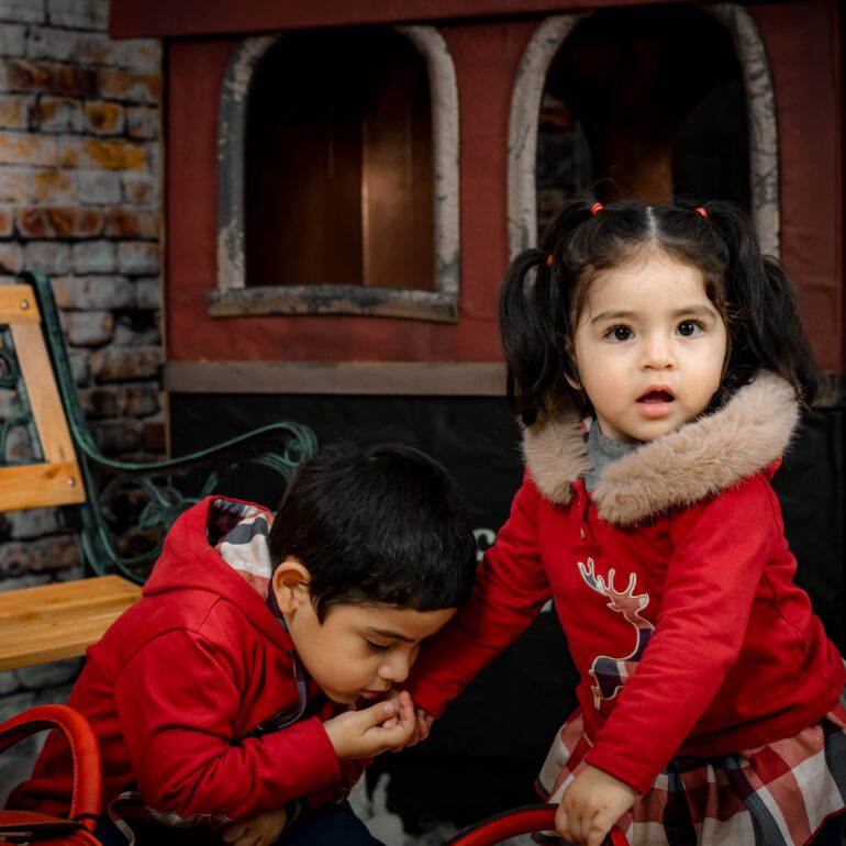 Sesion de Navidad Polar Express Estudio de Fotografía Madalina Basarman en Logroño