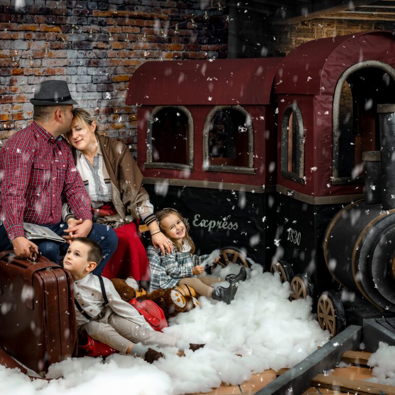 Sesion de Navidad Polar Express Estudio de Fotografía Madalina Basarman en Logroño