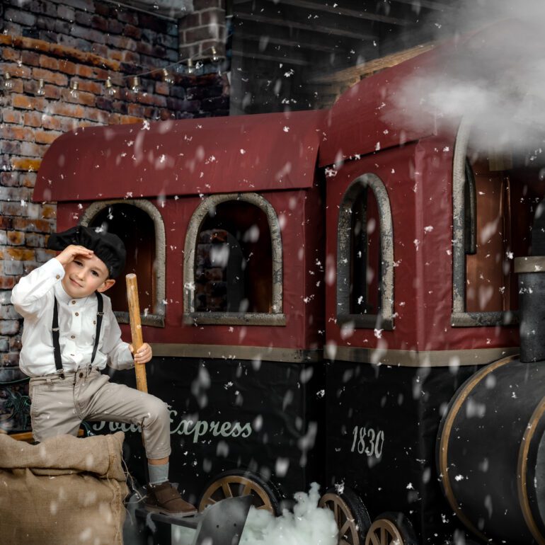Sesion de Navidad Polar Express Estudio de Fotografía Madalina Basarman en Logroño
