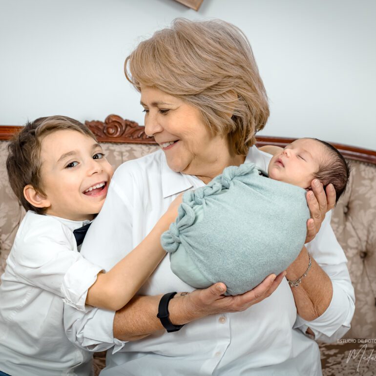 SEBASTIAN SESION FOTOGRAFICA NEWBORN