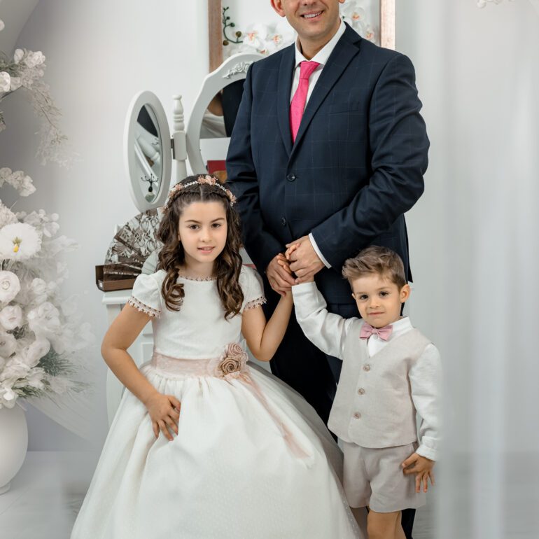 Alexia Primera Comunion