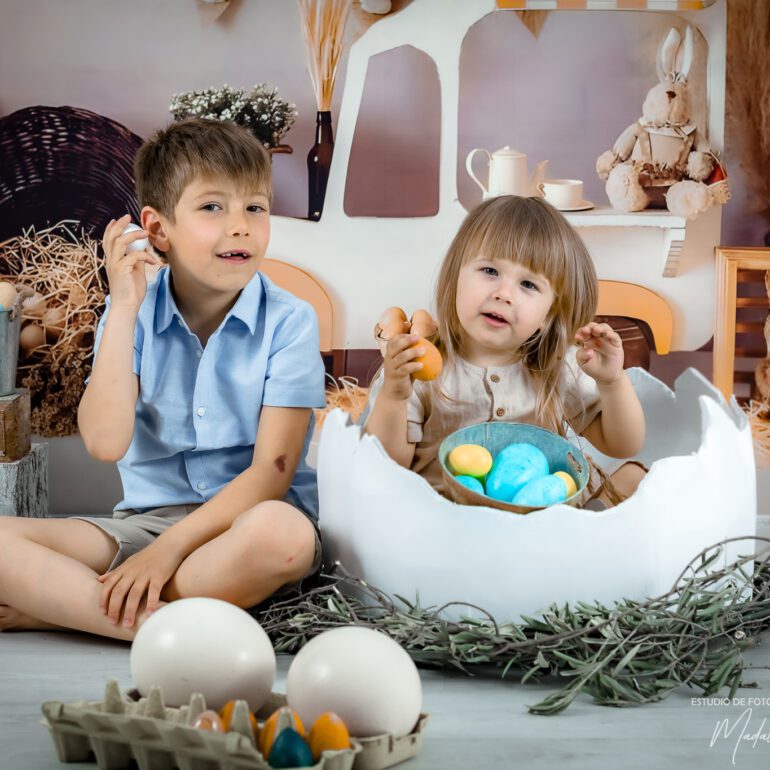 Mini sesiones Conejo de Pascua LUCA SI MATEI