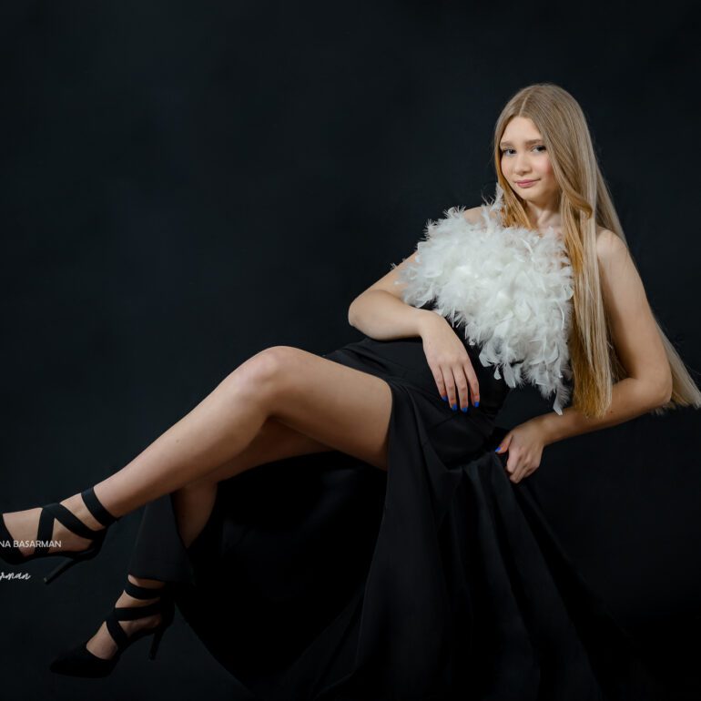 book modelos Adelina