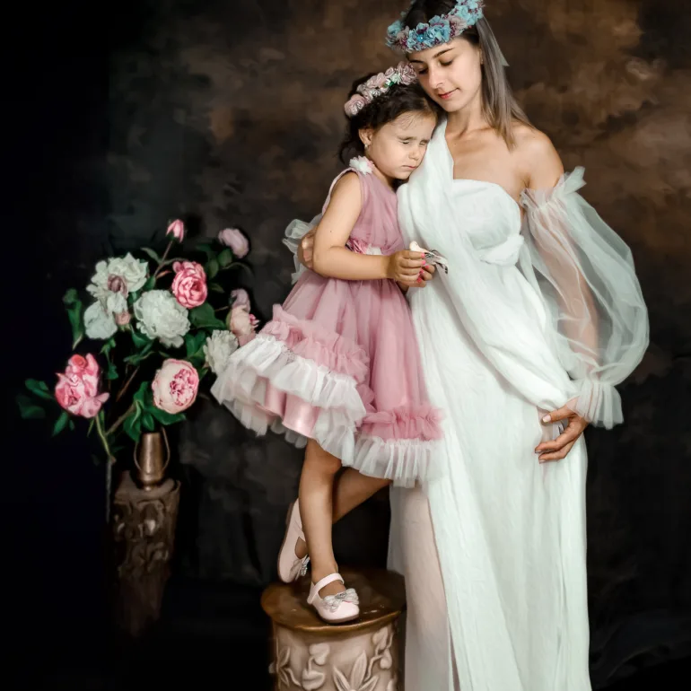 Antonia en el jardin edicion fine art sesion infantil