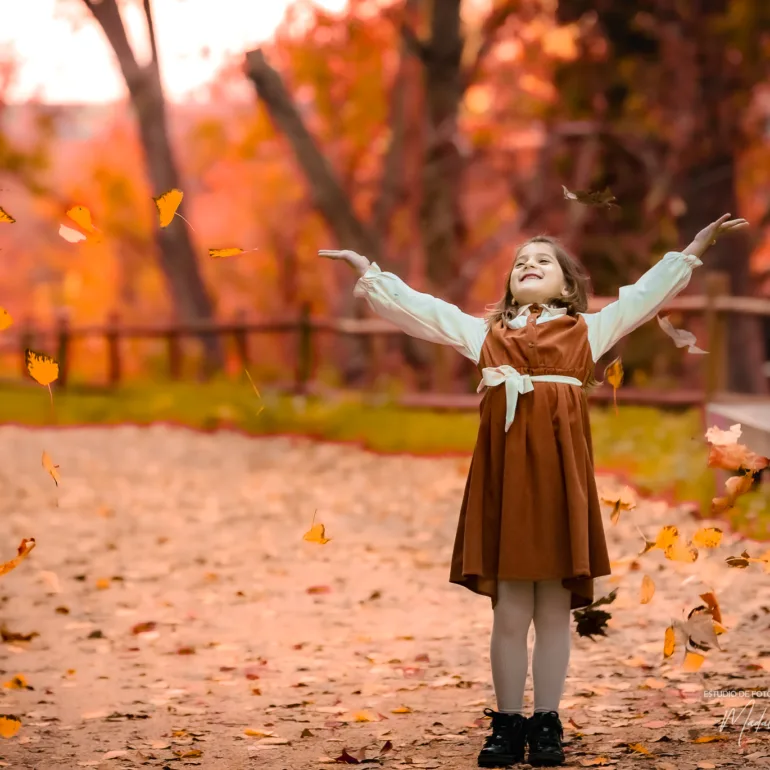 Sesión de fotos familiar sesión de retrato sesión foto de otoño con familia Popescu