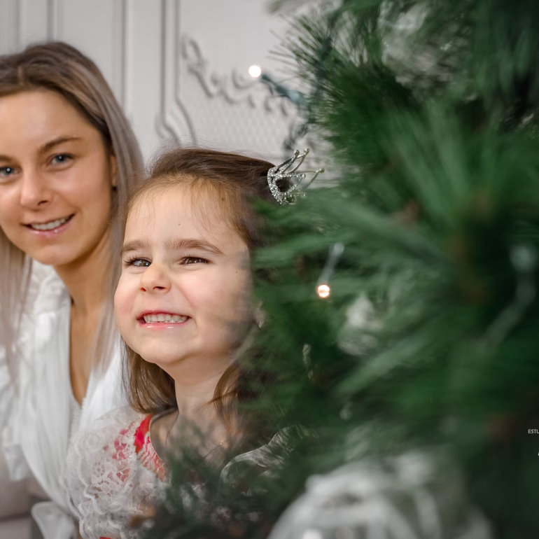 Antonia Lucas Andreea Radu Mon Jolie Noel Navidenas sesion foto navidad ()