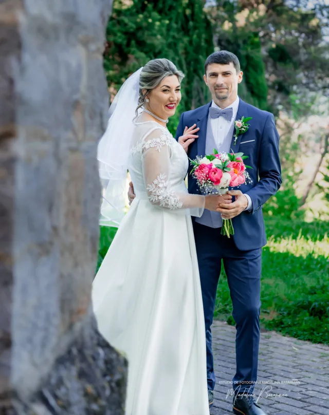 ❤️Gabriela y Catalin - día de boda

https://madalinabasarman.es

#FotografíaDeBoda
#SesiónDeFotos
#LoveStory
#ramo #ramoboda
#bodaspamplona 
#BodaEnLaRioja

#PrebodaLogroño
#FotógrafoDeBodas
#PrebodaLaRioja
#SesiónPreboda
#FotografíaYVideo
#AmorEterno
#FotografíaDeParejas
#CapturandoAmor
#MomentosMágicos
#FotografíaProfesional
#BodasConEstilo
#BodaAlAireLibre
#MomentosÚnicos
#BodasDeEnsueño
#Sesióndepareja